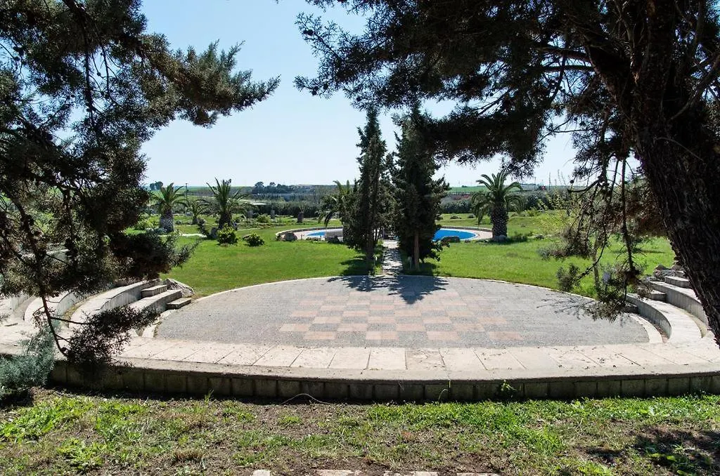 Village Club 43 Néa Fókaia 펜션